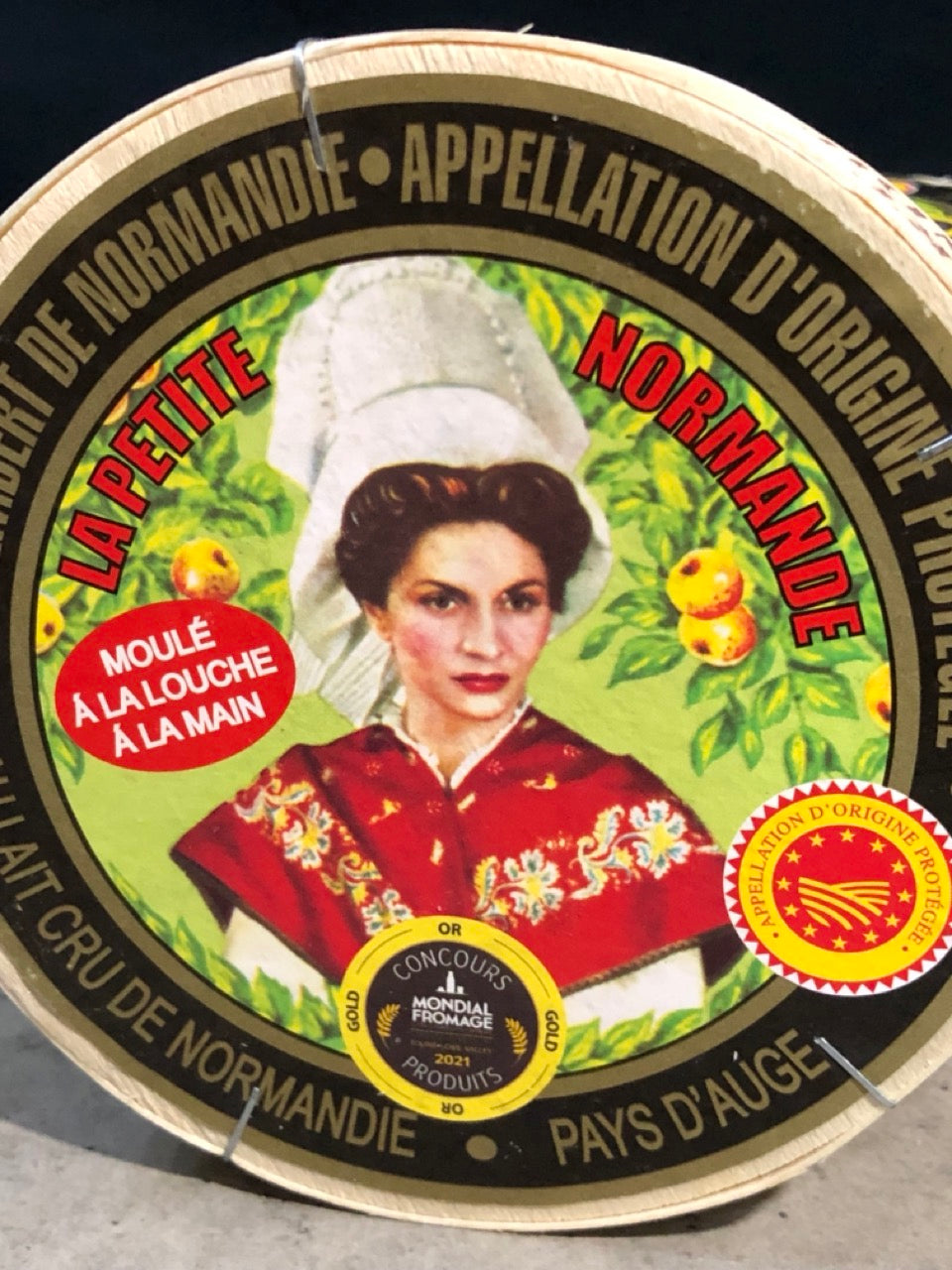 Camembert de Normandie AOP